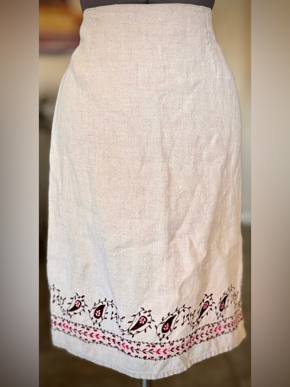 Vintage Linen Embroidered Mini Pencil Skirt Ann Taylor 2